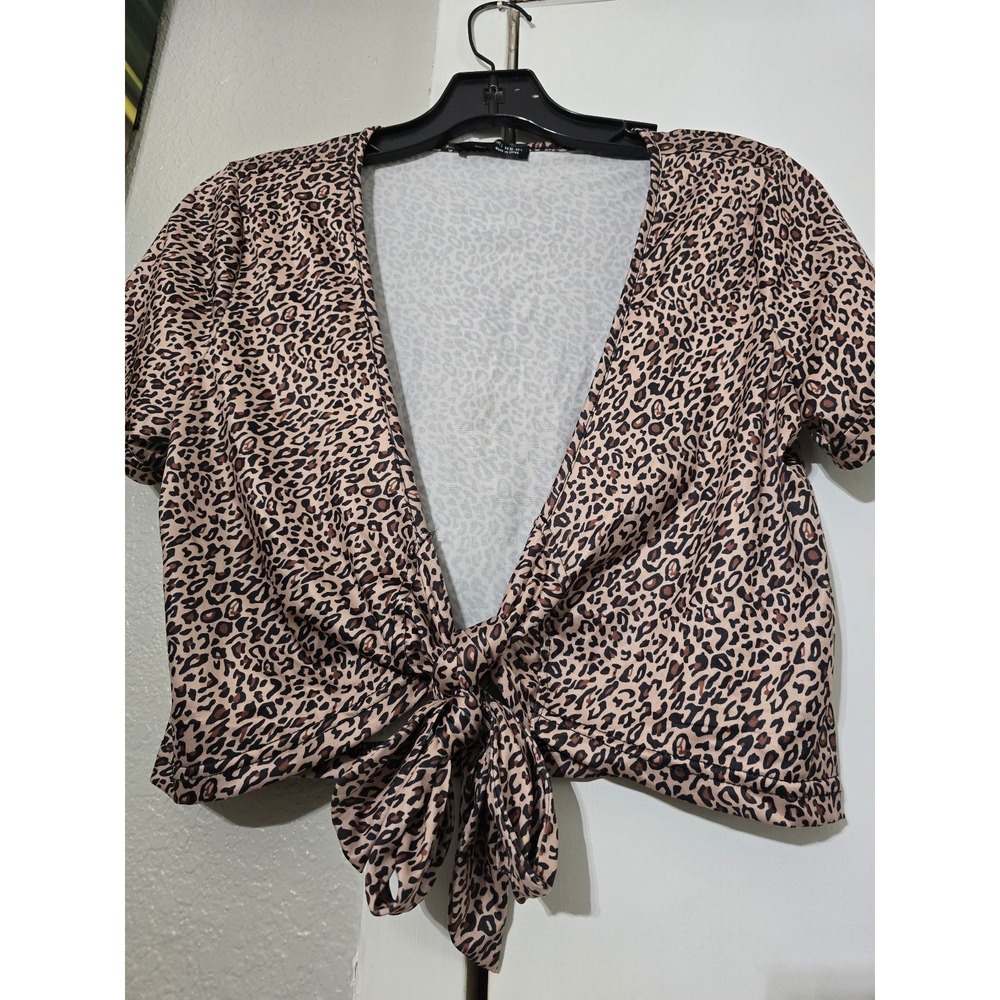 Women top shein animal print size small good condition